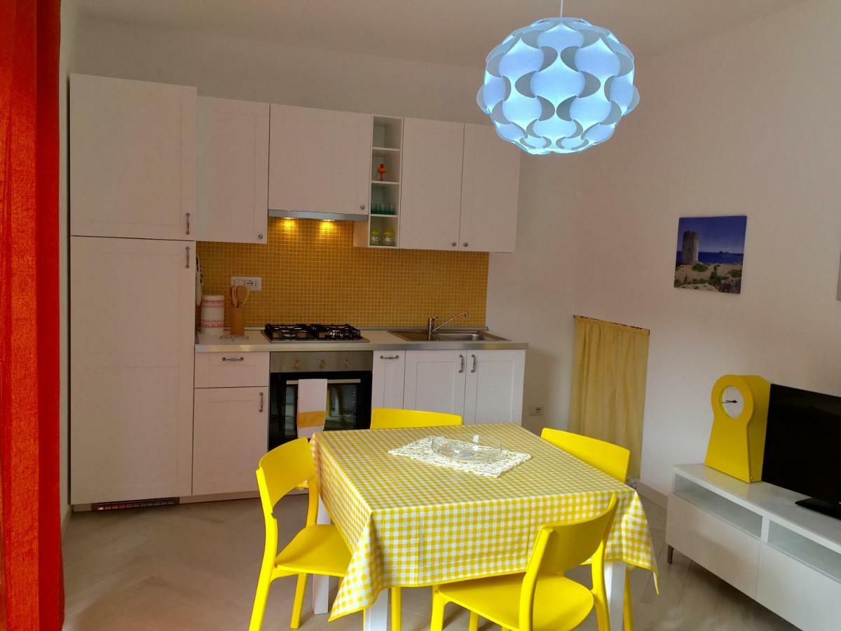 Case Vacanze La Pavoncella Teulada Exterior foto